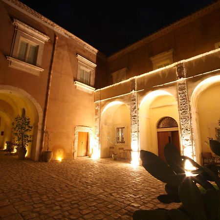 Palazzo Gambuzza Aparthotel Ispica Kültér fotó