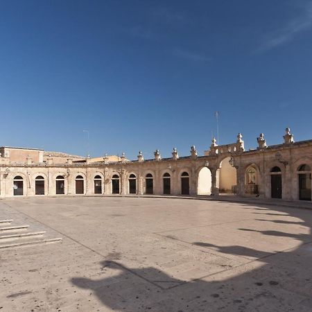 Palazzo Gambuzza Aparthotel Ispica Kültér fotó