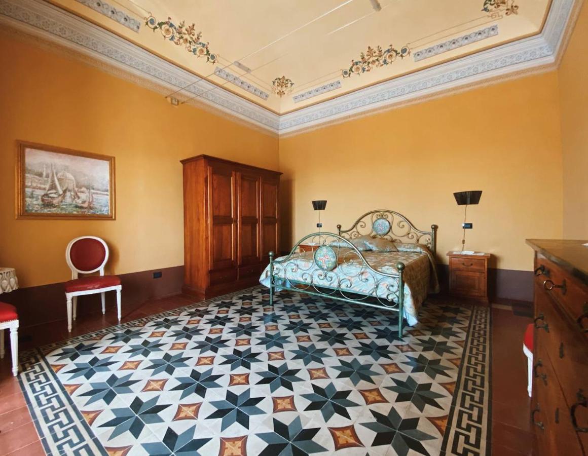 Palazzo Gambuzza Aparthotel Ispica Kültér fotó