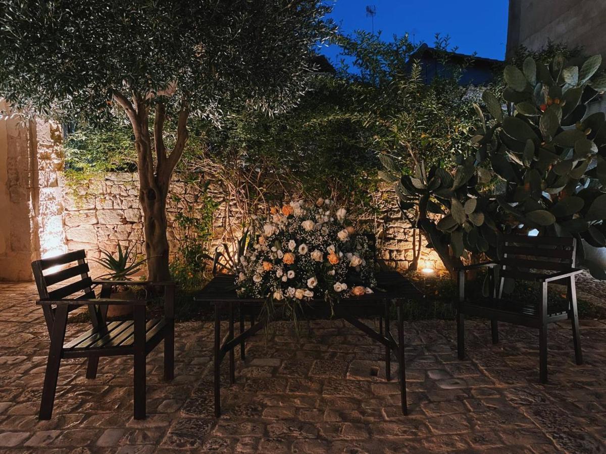 Palazzo Gambuzza Aparthotel Ispica Kültér fotó