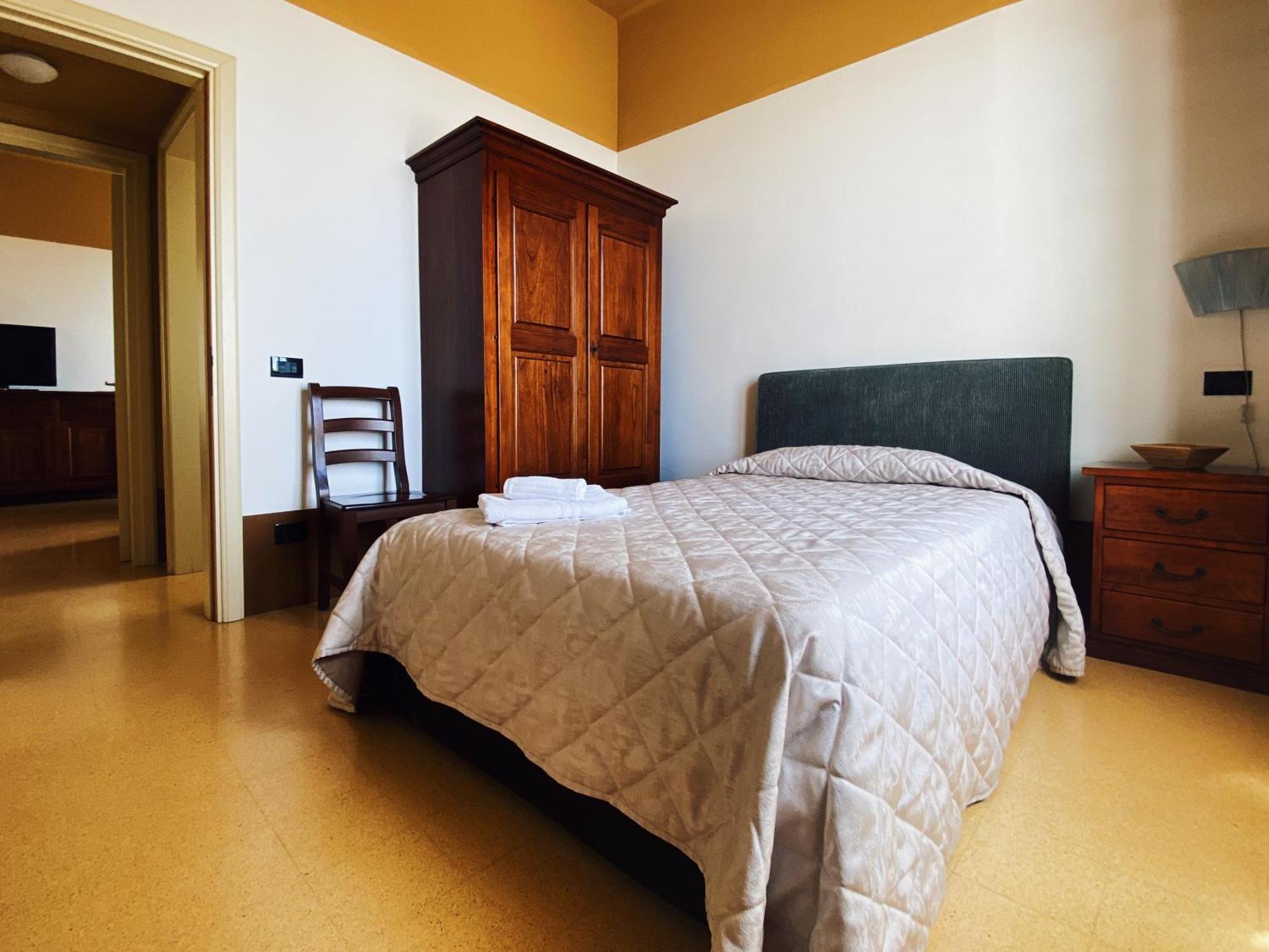 Palazzo Gambuzza Aparthotel Ispica Szoba fotó