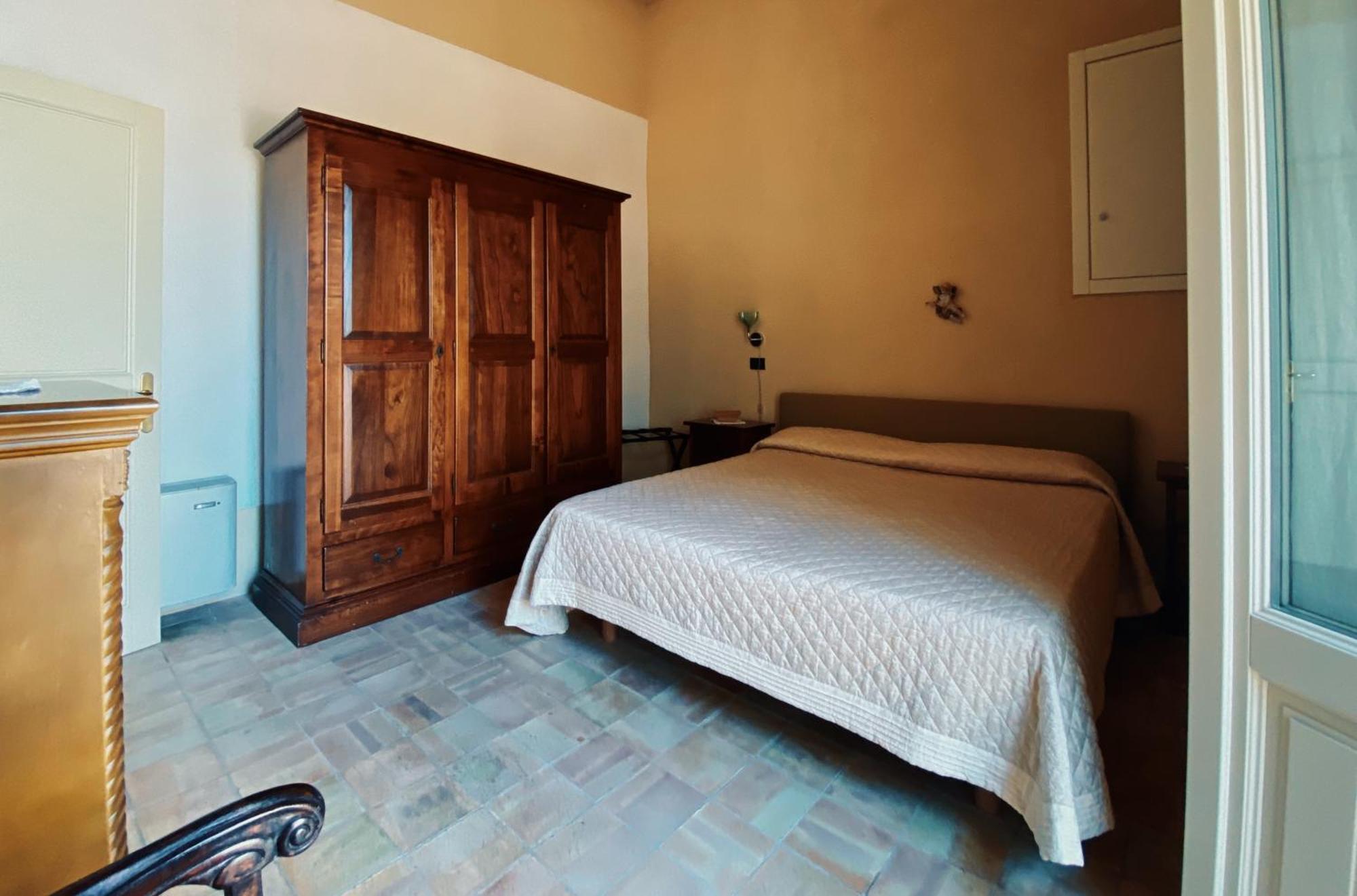 Palazzo Gambuzza Aparthotel Ispica Szoba fotó