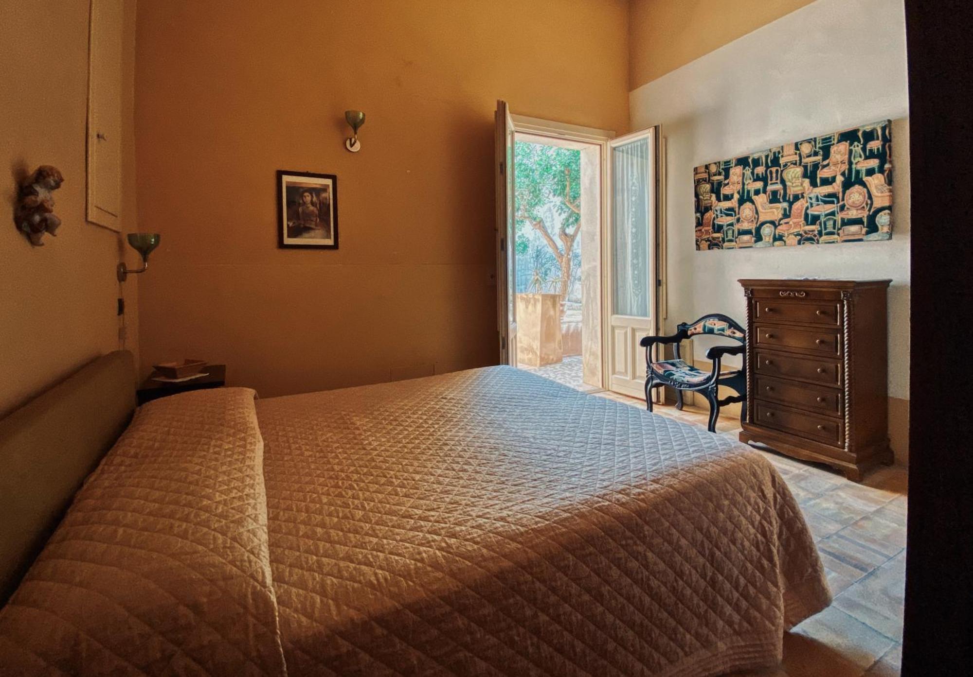 Palazzo Gambuzza Aparthotel Ispica Szoba fotó